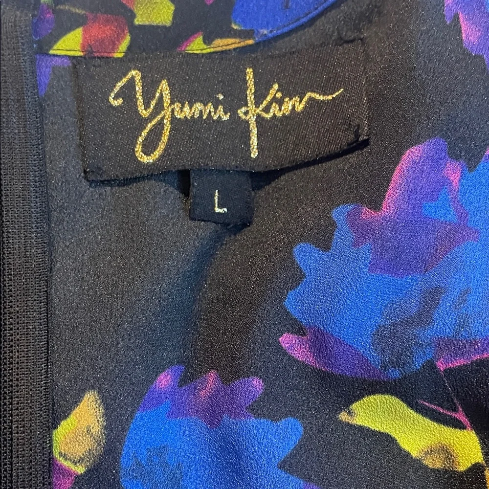 🌟 Yumi Kim Black, Floral Design Wrap Romper - Picture 12 of 14